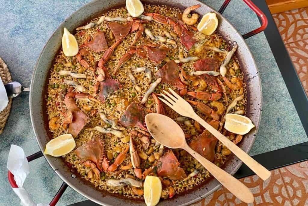 Authentic Catalan dishes: Arròs de cranc blau