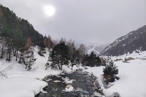 Views from the Camí de l'Obac winter hike in Andorra