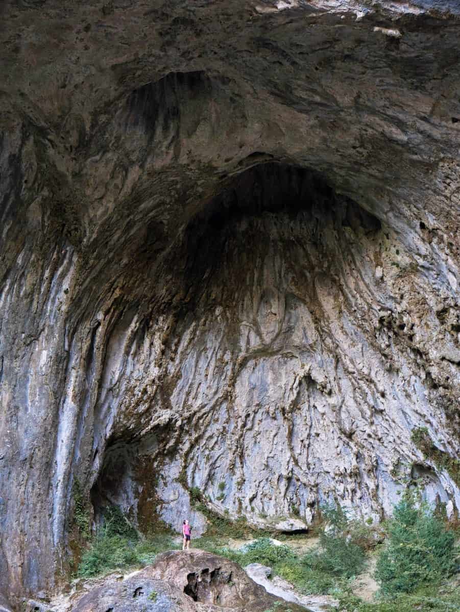 Cova de Les Gralles