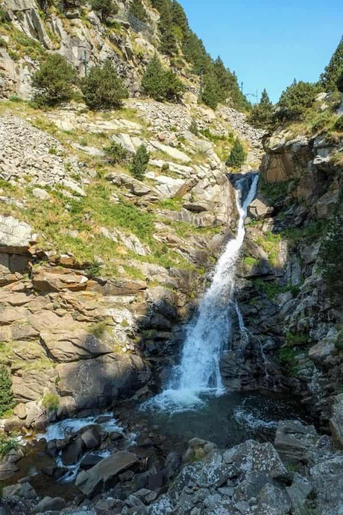 Cua de Cavall waterfall