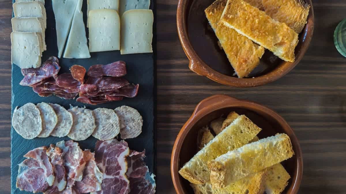 Cured meats and cheese platter at El Forn
