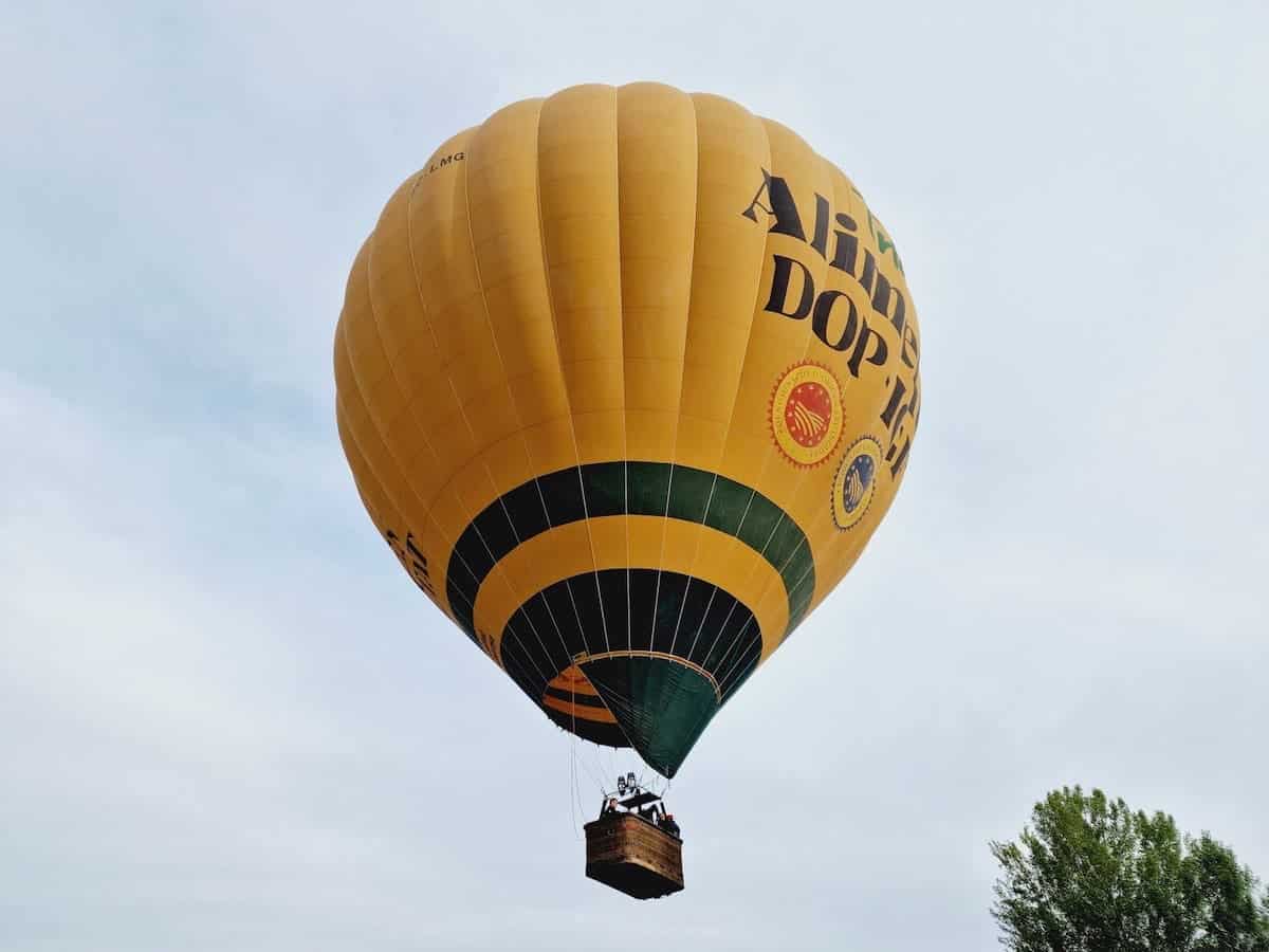 Hot air balloon ride near Barcelona