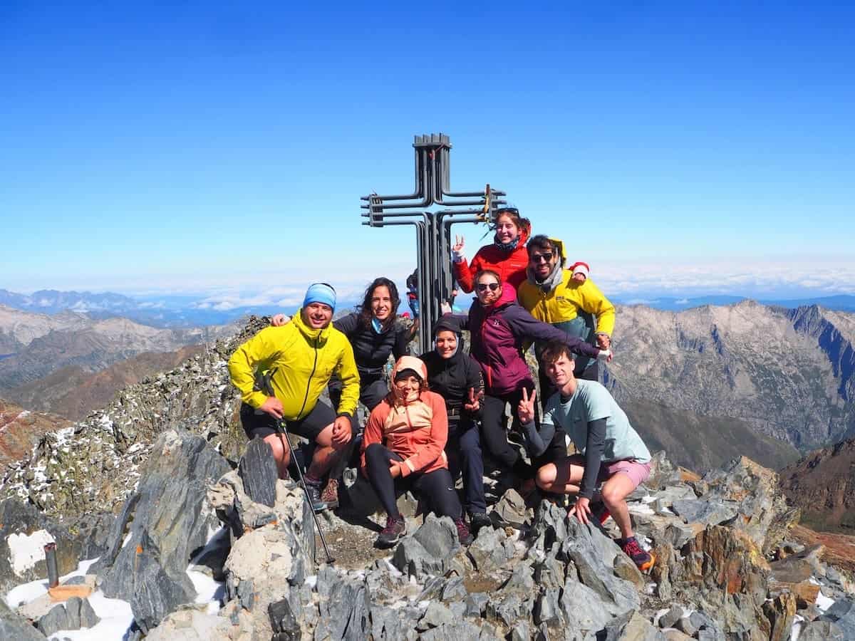 A group of hikers on the Pica d'Estats summit