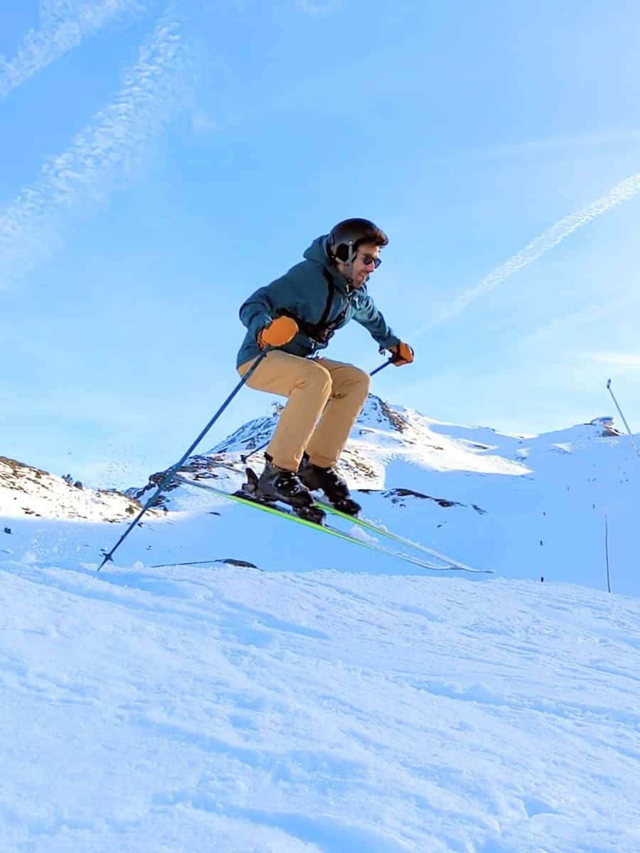 Skiing in Pas de la Casa (Andorra)